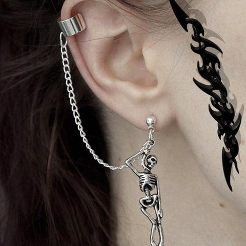 Gothic Punk Skull Grunge Stud Earrings - Alt Style Clothing
