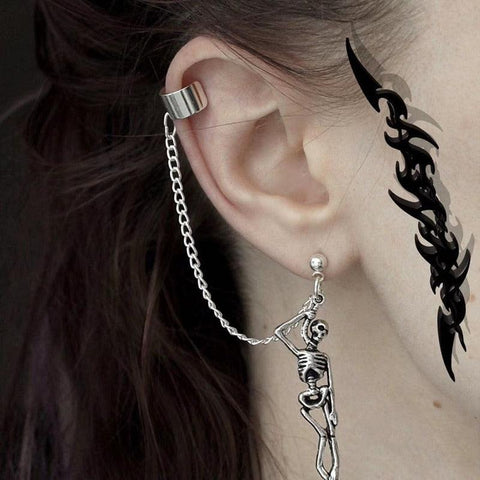 Gothic Punk Skull Grunge Stud Earrings - Alt Style Clothing
