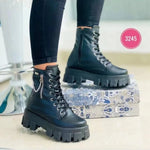 Punk Gothic Combat Boots with Platforms – Patent Leather Lace-Up Style