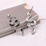 Gothic Snake Shape Vintage Stud Earrings – Classic Animal Design