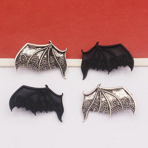 Gothic Bat Wings Hair Clip - Vintage Alloy Vampire Demon Hair Accessory