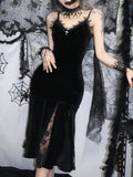 Dark Lace Patchwork Gothic Mermaid Dress – Elegant Gothic Evening Wear