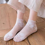 Leaves Lace Invisible Socks Thin Ladies Lace Boat Socks Hollow Non-slip